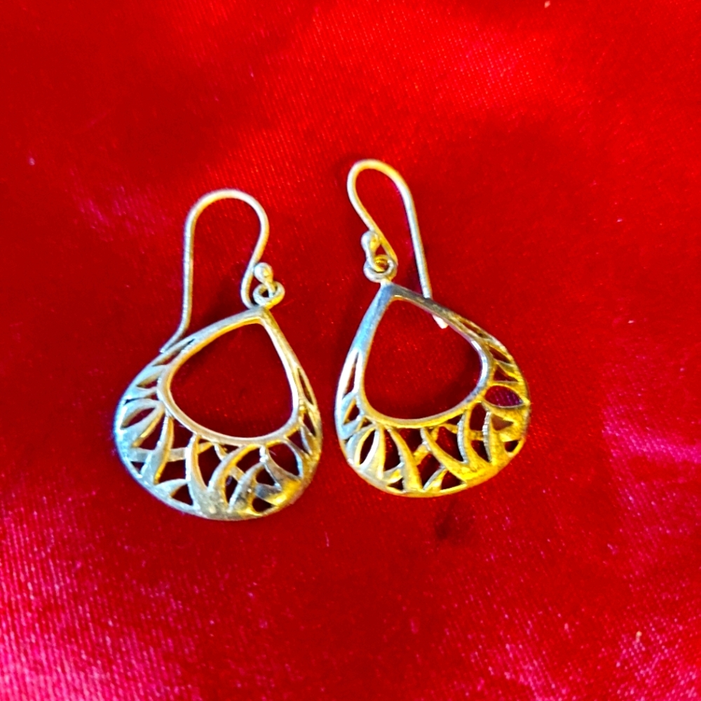 Pierced earring set